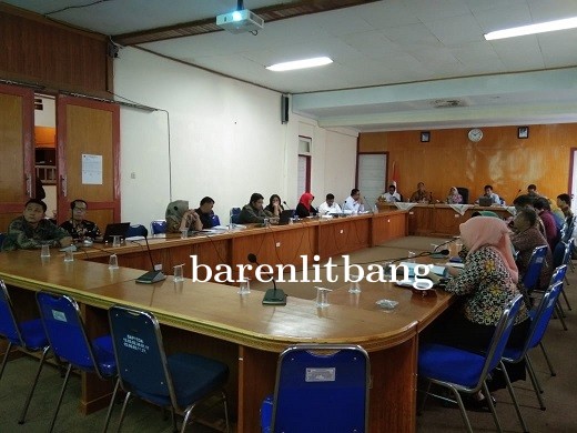 Pemaparan_FGD1.jpg